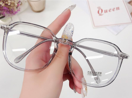 Prescription Sunglasses Guide UAE | Eyemastr